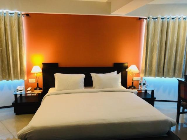 Hotel Om Tower Jaipur Eksteriør bilde